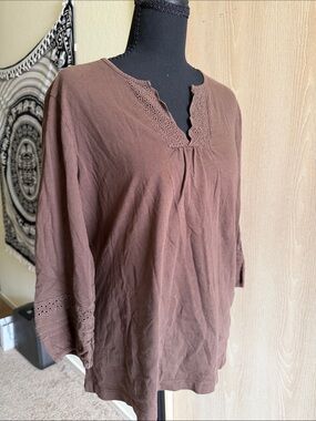 Kim Rogers Brown Eyelet V-Notch Tunic Top
